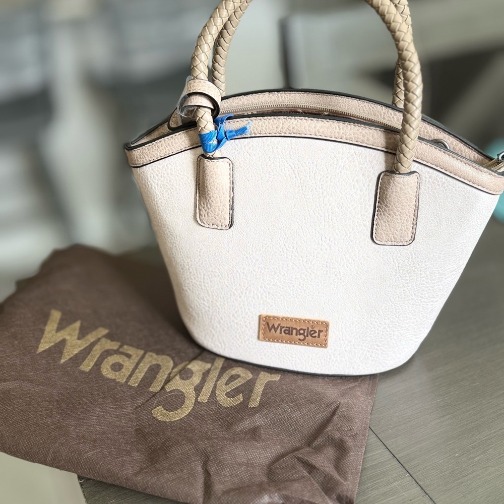 Wrangler Women's Cream and Tan Shoulder Bag